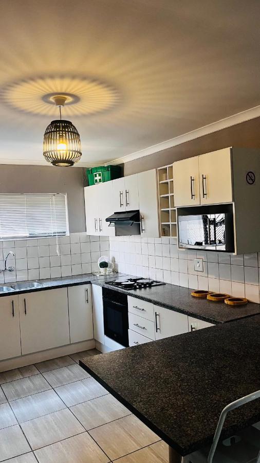 Apartmán Otis Self Catering Walvis Bay Exteriér fotografie